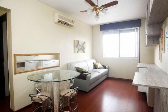 Apartamento à venda com 1 quarto, 41m² em Partenon, Porto Alegre