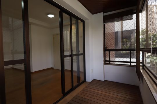 Varanda da Sala de apartamento à venda com 2 quartos, 101m² em Vila Suzana, São Paulo