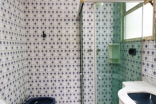 Banheiro da Suíte de apartamento para alugar com 3 quartos, 90m² em Lourdes, Belo Horizonte