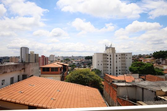 Casa à venda com 3 quartos, 131m² em Vila Marari, São Paulo