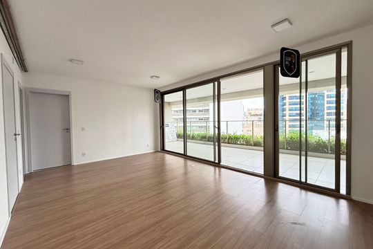 Apartamento à venda com 3 quartos, 150m² em Indianópolis, São Paulo