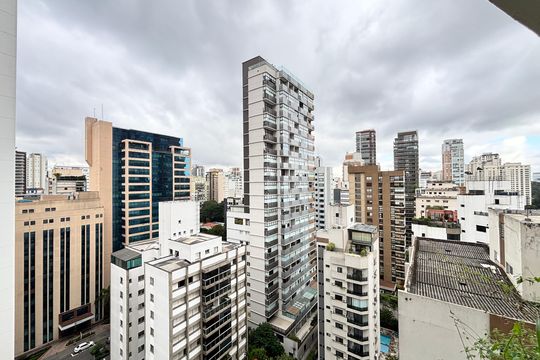 Vista de apartamento à venda com 3 quartos, 150m² em Indianópolis, São Paulo