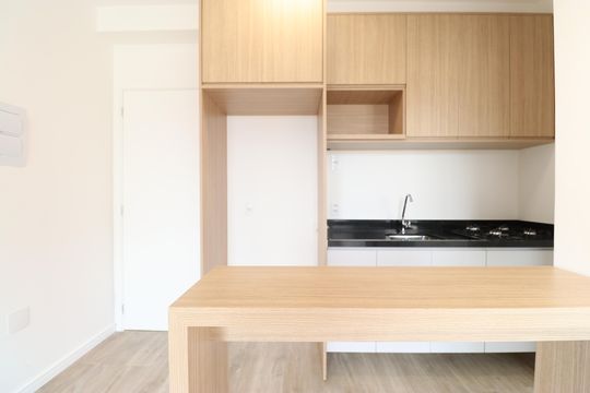Cozinha de apartamento à venda com 1 quarto, 24m² em Barra Funda, São Paulo
