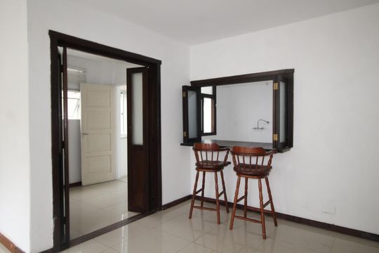 Cozinha de apartamento à venda com 3 quartos, 110m² em Rio Branco, Porto Alegre