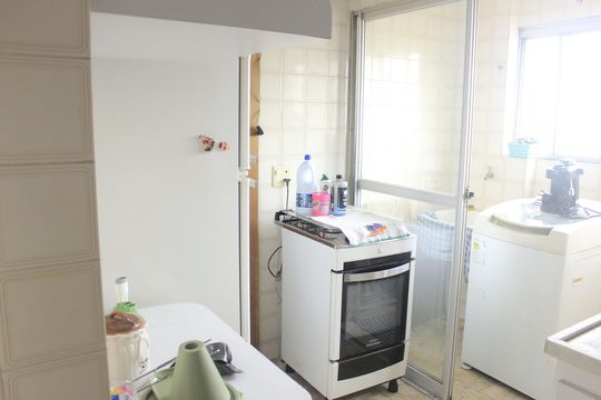 Cozinha  de apartamento para alugar com 3 quartos, 75m² em Vila Leonor, Guarulhos