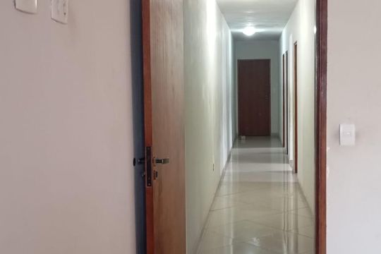 Casa à venda com 4 quartos, 100m² em Artur Alvim, São Paulo