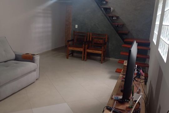 Sala de casa à venda com 4 quartos, 100m² em Artur Alvim, São Paulo