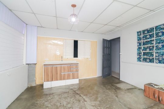 Cozinha de casa para alugar com 2 quartos, 85m² em Jardim Sao Pedro, São Paulo