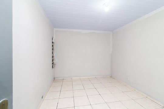 Quarto 1 de casa para alugar com 2 quartos, 85m² em Jardim Sao Pedro, São Paulo