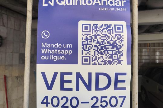 Plaquinha de casa à venda com 3 quartos, 156m² em Cidade Monções, São Paulo