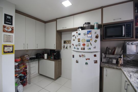 Cozinha de casa de condomínio à venda com 4 quartos, 120m² em Freguesia (jacarepaguá), Rio de Janeiro