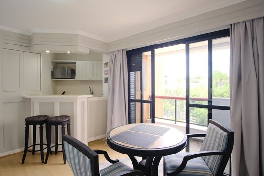 Sala de apartamento para alugar com 1 quarto, 40m² em Higienópolis, São Paulo