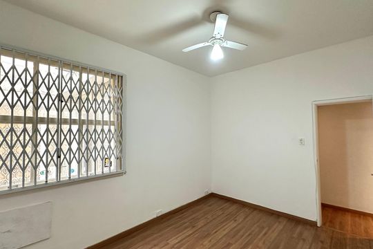 Apartamento à venda com 3 quartos, 100m² em Copacabana, Rio de Janeiro
