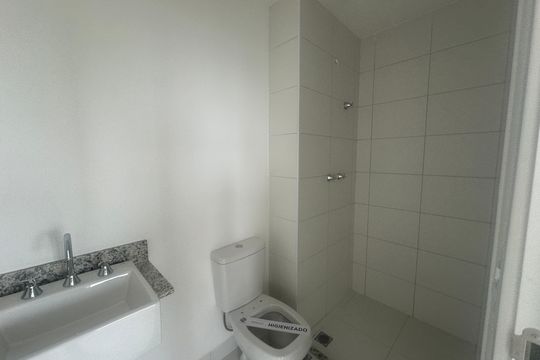 Banheiro de apartamento à venda com 1 quarto, 55m² em Jardim Esperanca, Barueri