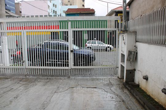 Garagem de casa à venda com 5 quartos, 120m² em Vila Mariana, São Paulo