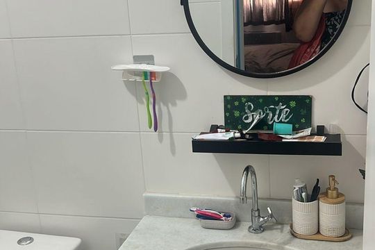 Banheiro de apartamento para alugar com 3 quartos, 73m² em Marechal Hermes, Rio de Janeiro