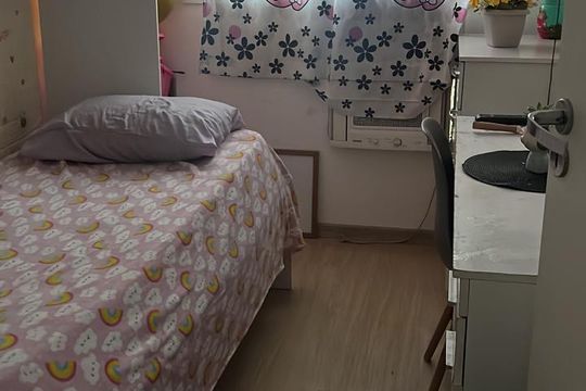 Quarto de apartamento para alugar com 3 quartos, 73m² em Marechal Hermes, Rio de Janeiro