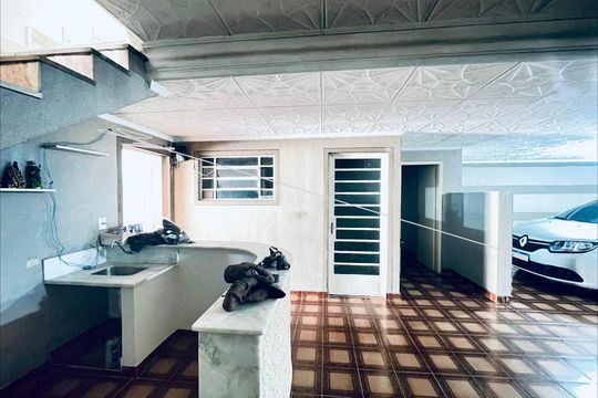 Casa para alugar com 5 quartos, 496m² em Vila Galvão, Guarulhos