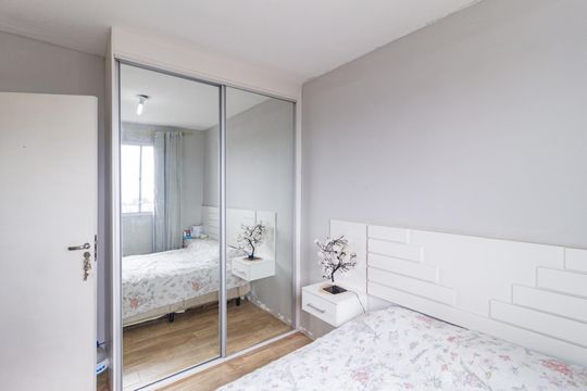 Quarto 2 de apartamento à venda com 2 quartos, 41m² em Jardim Boa Vista (zona Oeste), Osasco