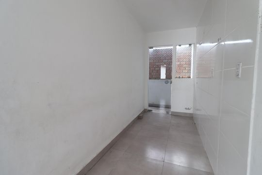 Sala kit net 03 de casa de condomínio para alugar com 9 quartos, 290m² em Santo Afonso, Novo Hamburgo