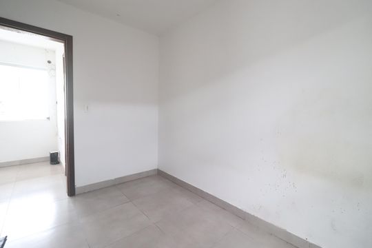 Quarto kit net 03 de casa de condomínio para alugar com 9 quartos, 290m² em Santo Afonso, Novo Hamburgo