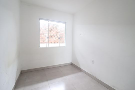 Quarto kit net 03 de casa de condomínio para alugar com 9 quartos, 290m² em Santo Afonso, Novo Hamburgo