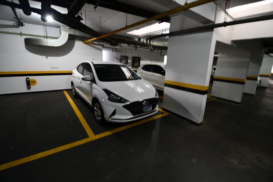 Garagem de apartamento à venda com 1 quarto, 47m² em Botafogo, Campinas
