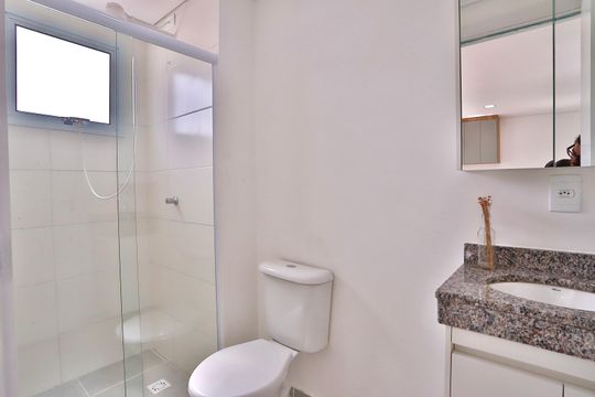 Banheiro de kitnet/studio à venda com 1 quarto, 26m² em Belenzinho, São Paulo