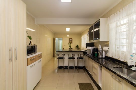 Cozinha de casa para alugar com 3 quartos, 200m² em Itaquera, São Paulo