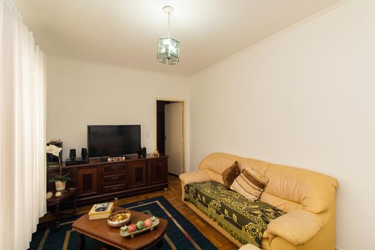 Sala de casa para alugar com 3 quartos, 200m² em Itaquera, São Paulo