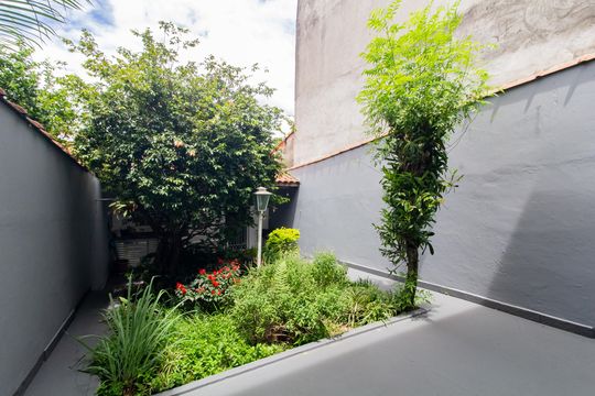 Quintal de casa para alugar com 3 quartos, 200m² em Itaquera, São Paulo