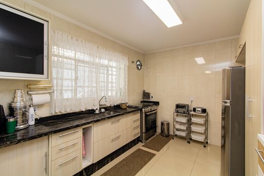 Cozinha de casa para alugar com 3 quartos, 200m² em Itaquera, São Paulo