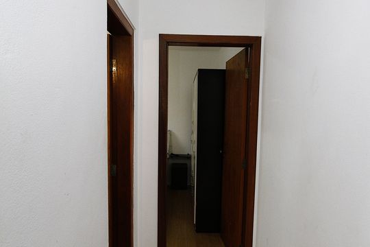 Corredor de casa à venda com 2 quartos, 88m² em Vila Magnesita, Belo Horizonte