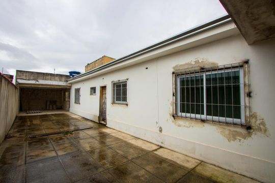 Quintal de casa à venda com 2 quartos, 125m² em Vila Alto de Santo Andre, Santo André