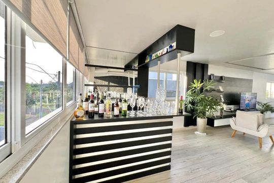 Sala de casa de condomínio para alugar com 3 quartos, 300m² em Mário Quintana, Viamão