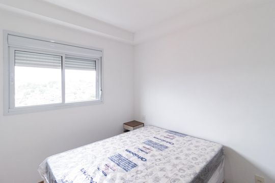 Suíte de apartamento para alugar com 2 quartos, 60m² em Jardim das Belezas, Carapicuíba