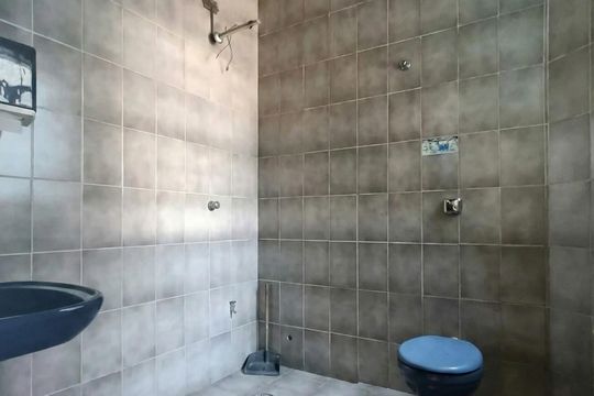 Banheiro de casa à venda com 2 quartos, 100m² em Penha de França, São Paulo