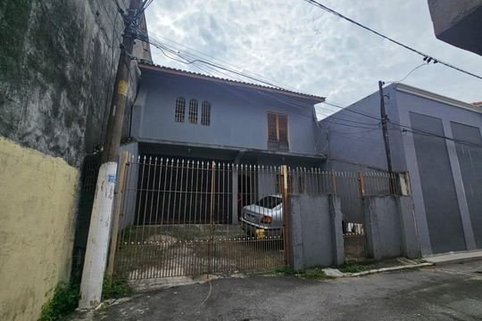 Fachada de casa à venda com 3 quartos, 173m² em Chácara Califórnia, São Paulo
