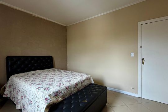 Casa à venda com 2 quartos, 170m² em Jardim Ester Yolanda, São Paulo