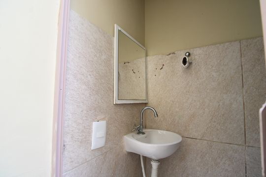 Quintal - Banheiro de casa de condomínio à venda com 3 quartos, 200m² em Anil, Rio de Janeiro
