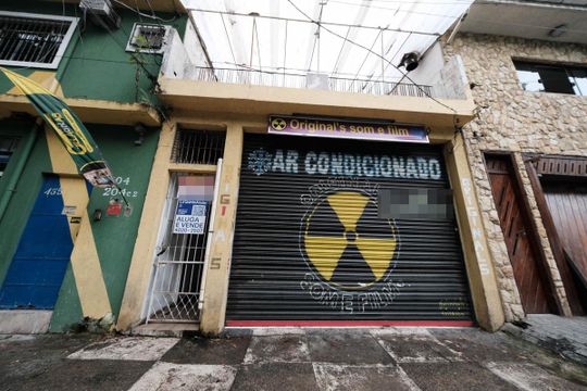 Fachada de casa à venda com 1 quarto, 80m² em Vila Nhocuné, São Paulo