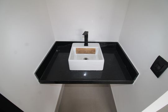 Banheiro de apartamento à venda com 1 quarto, 39m² em Jardim São Paulo, São Paulo
