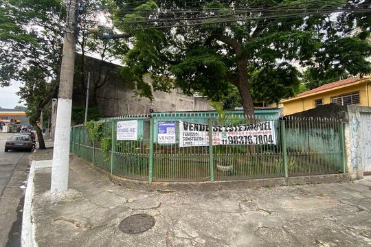 FACHADA de casa à venda com 3 quartos, 136m² em Imirim, São Paulo