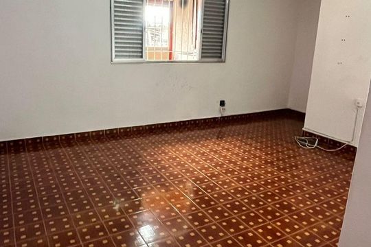 Quarto de casa para alugar com 3 quartos, 205m² em Jardim Sao Roberto, Guarulhos