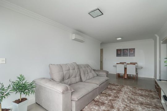 Sala de apartamento para alugar com 2 quartos, 90m² em Cristo Redentor, Porto Alegre