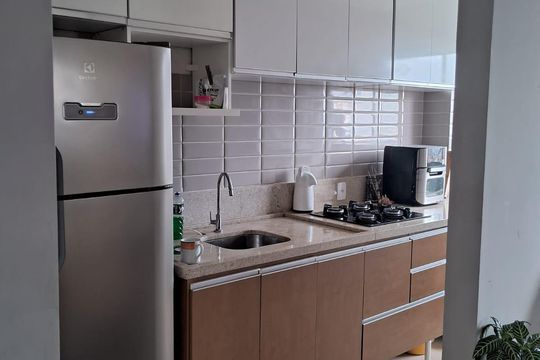 Cozinha de apartamento à venda com 2 quartos, 48m² em Jardim Boa Vista (Zona Oeste), Osasco