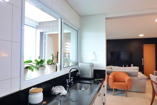 Cozinha e Área de Serviço de apartamento à venda com 1 quarto, 61m² em Jardim do Mar, São Bernardo do Campo