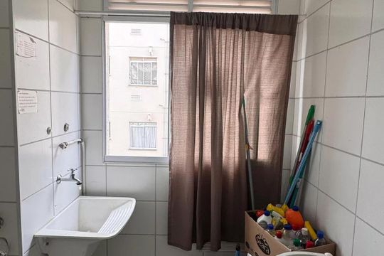 Área de serviço de apartamento para alugar com 2 quartos, 50m² em Jardim do Lago Continuacao, Campinas