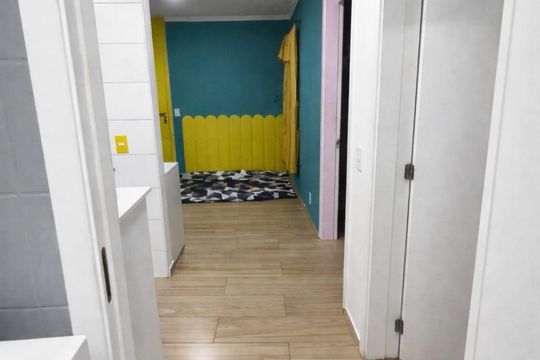 Corredor de apartamento para alugar com 2 quartos, 50m² em Jardim do Lago Continuacao, Campinas