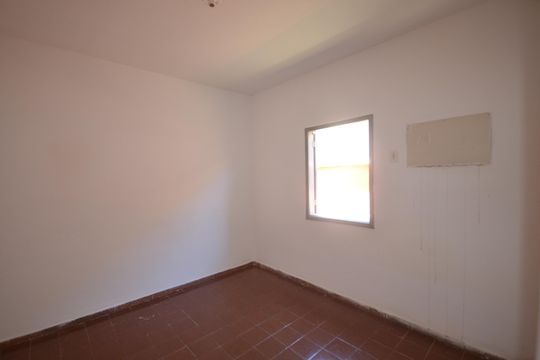 Quarto de casa para alugar com 1 quarto, 30m² em Vila Santo Antonio, Belford Roxo